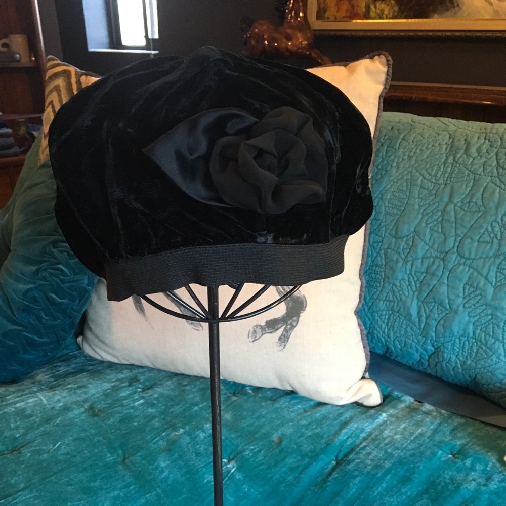 Velvet Georgian Style Ladies Hat